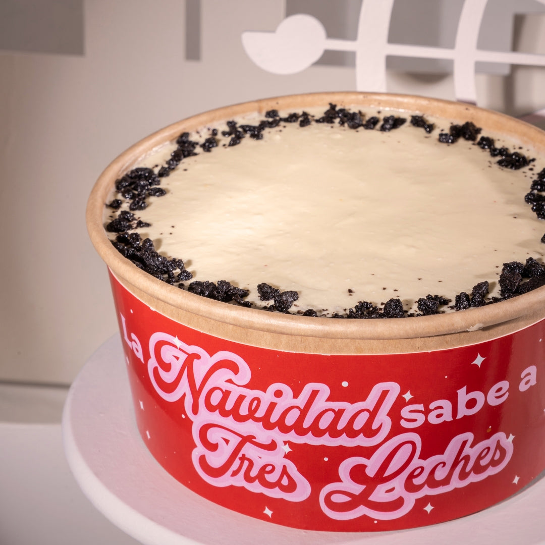 Tres Leches de Oreo Navideño (6 Personas)